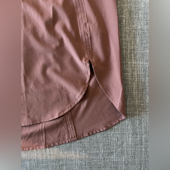 ATHLETA Zephyr Tank Sleeveless Top in Hearth Rose Mauve Size Medium - Picture 10 of 11